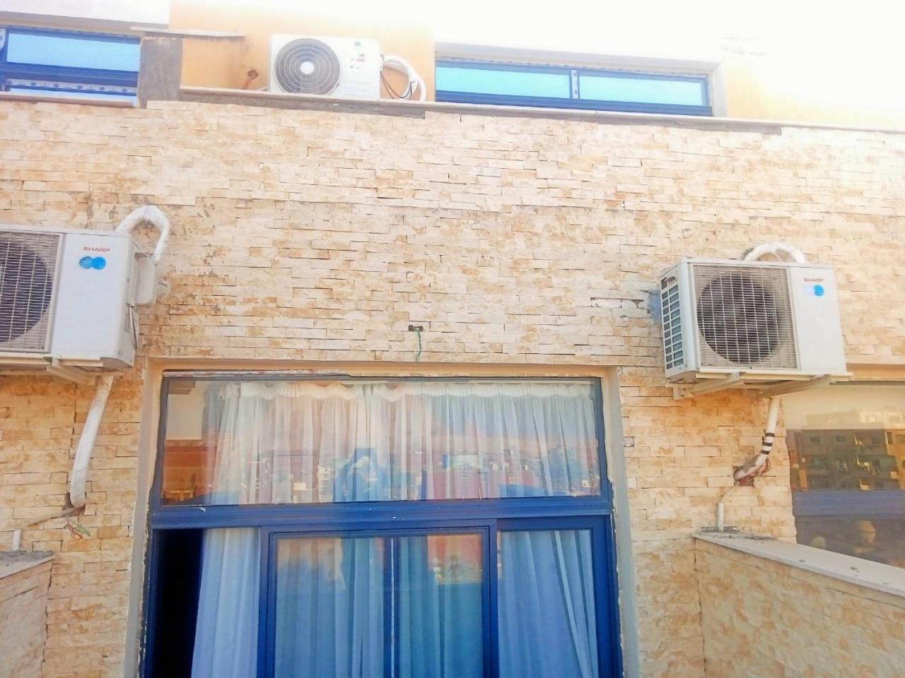 Hadla Inn Nazlet el-Sîsi Exteriör bild