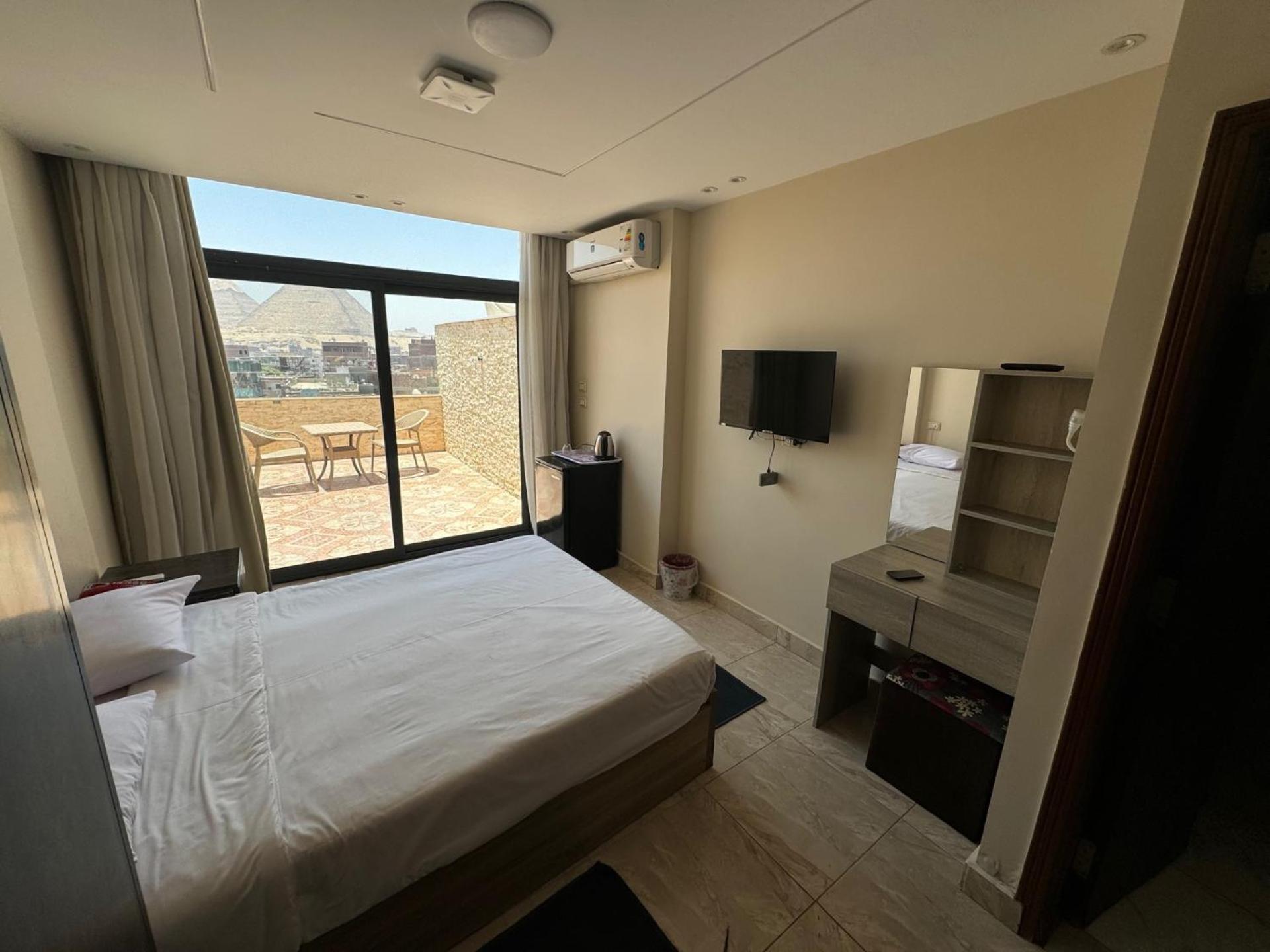 Hadla Inn Nazlet el-Sîsi Exteriör bild
