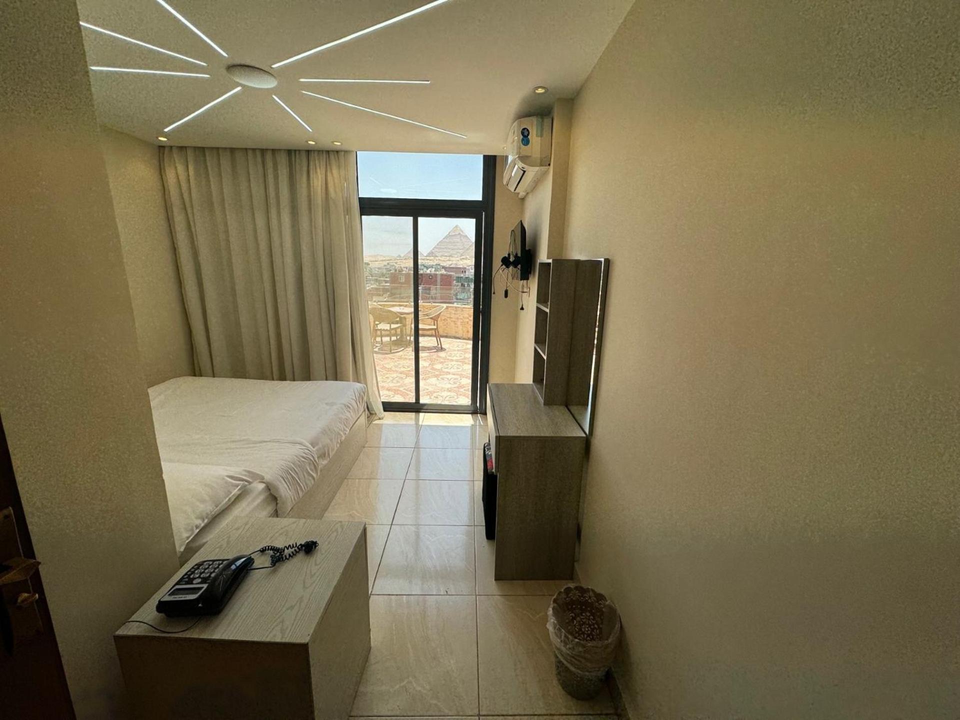 Hadla Inn Nazlet el-Sîsi Exteriör bild